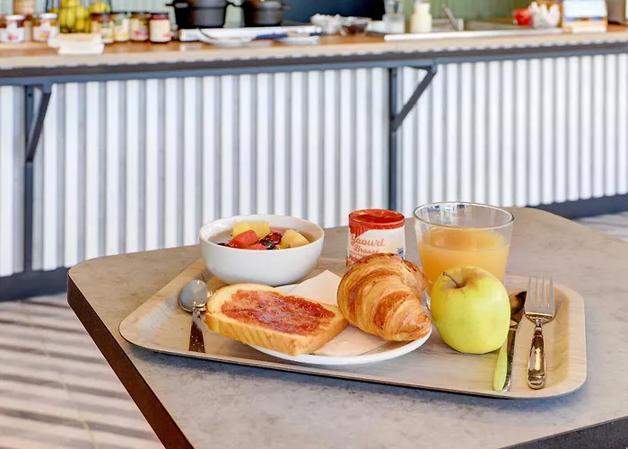 Moulins Hotel Avermes